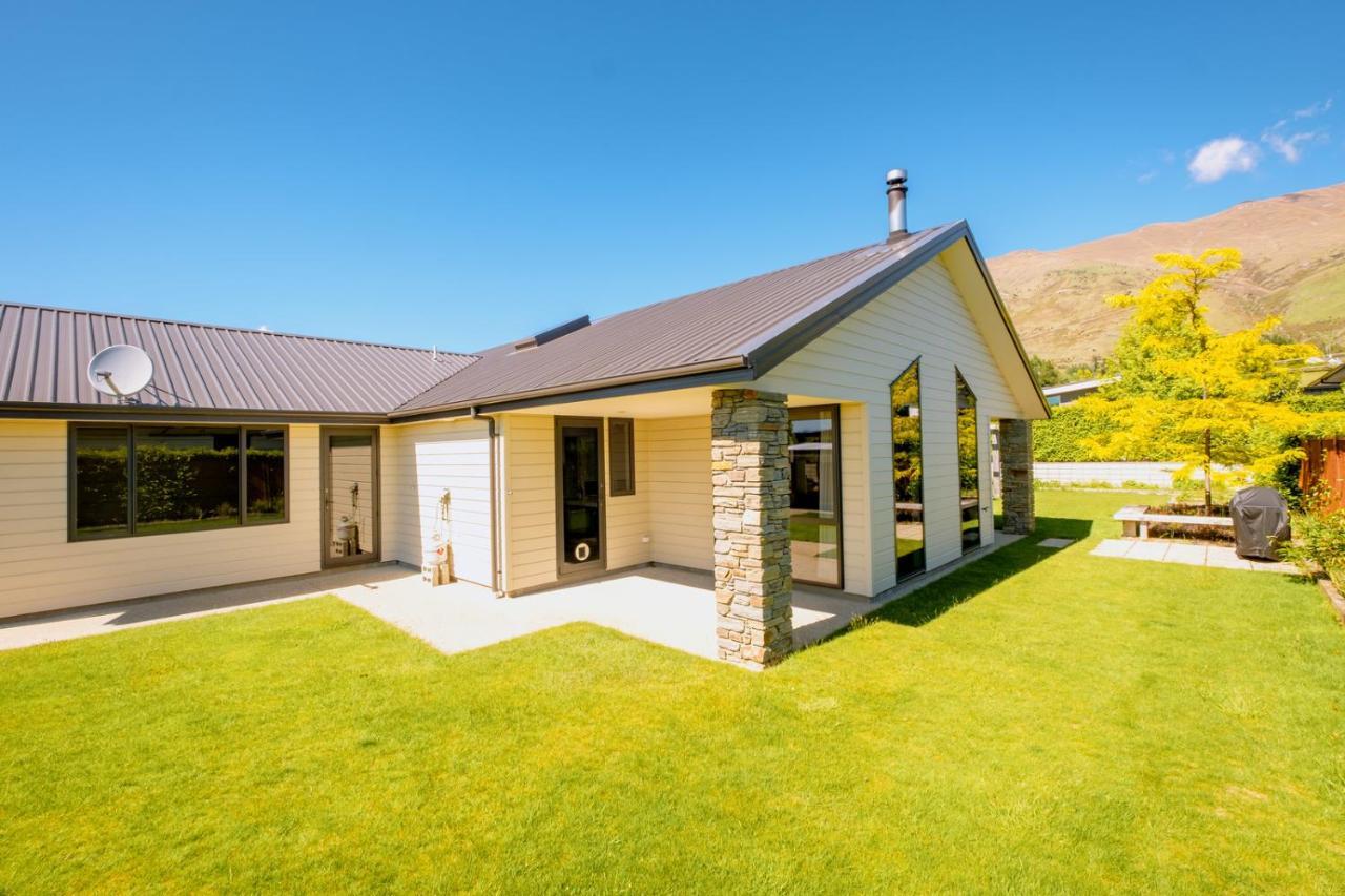 Roys Bay Lodge - Wanaka Holiday Home Exterior foto