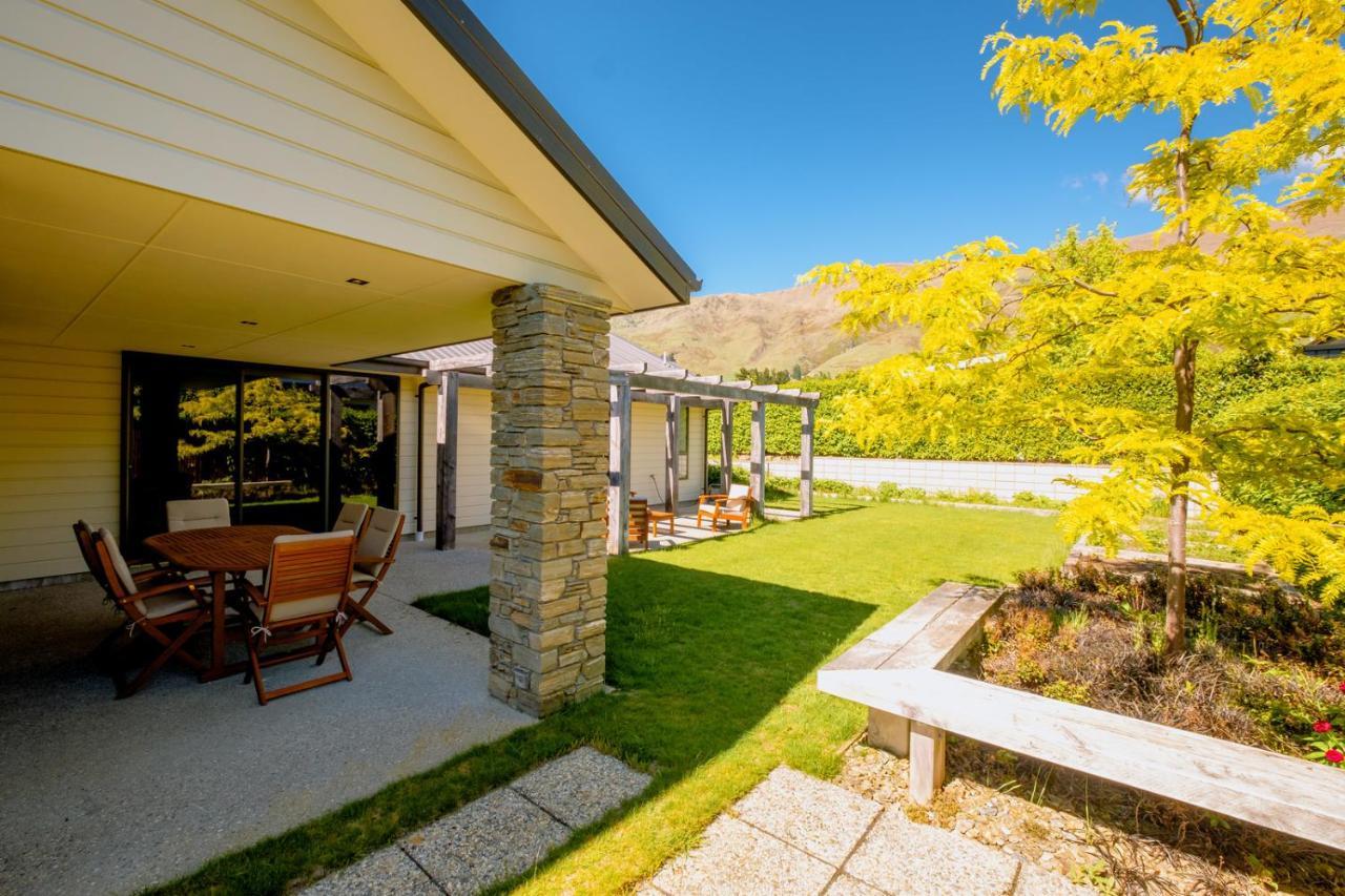 Roys Bay Lodge - Wanaka Holiday Home Exterior foto